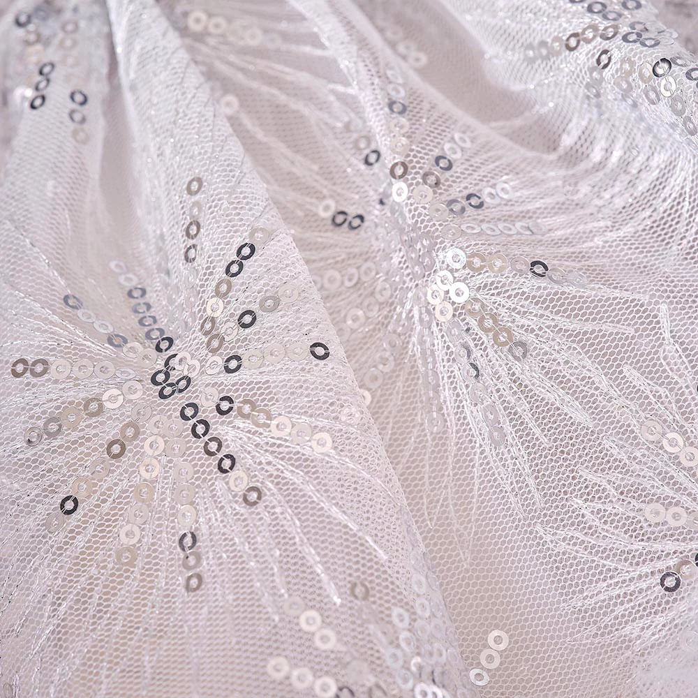 Cape de princesse en tulle blanc et argent – Image 4